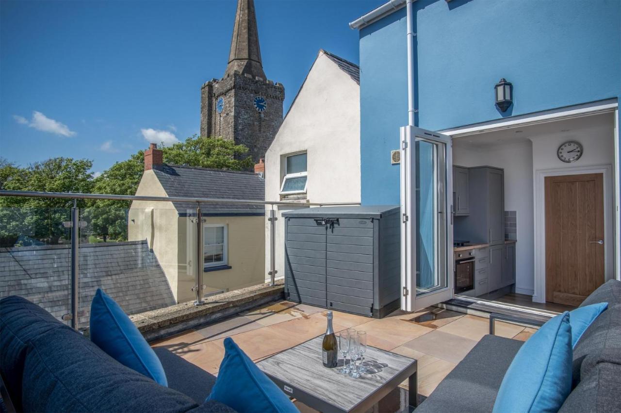 Ramsey Apartment - 2 Bedroom Apartment - Tenby Exterior foto