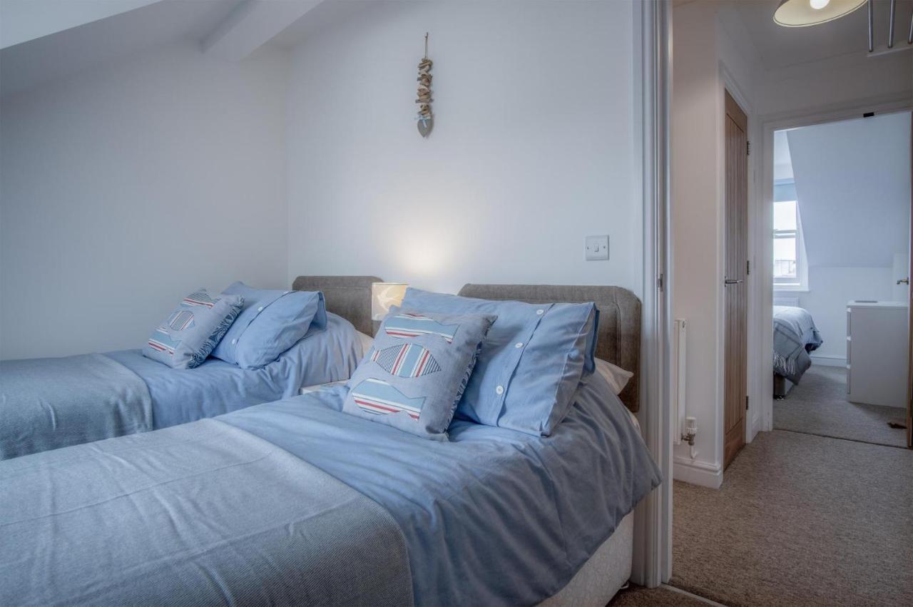Ramsey Apartment - 2 Bedroom Apartment - Tenby Exterior foto