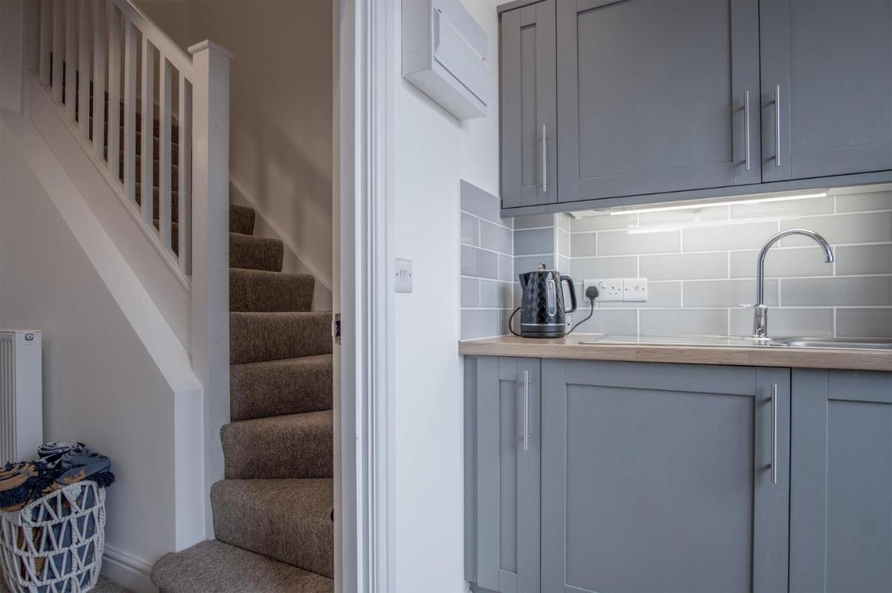 Ramsey Apartment - 2 Bedroom Apartment - Tenby Exterior foto